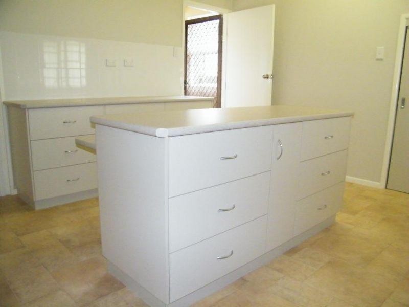 42 Oak Street, Chinchilla QLD 4413