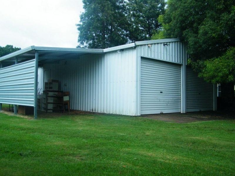 42 Oak Street, Chinchilla QLD 4413