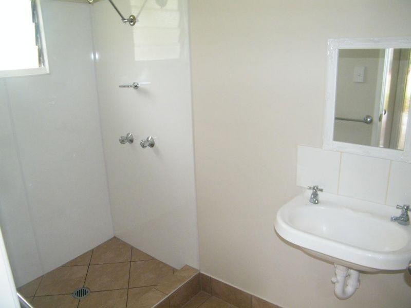 42 Oak Street, Chinchilla QLD 4413