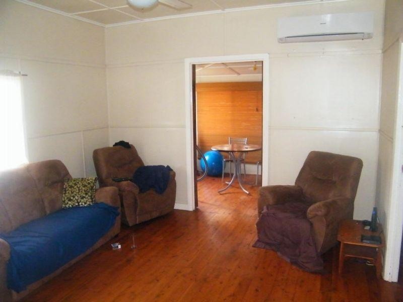 81 Carmichael Street, Chinchilla QLD 4413