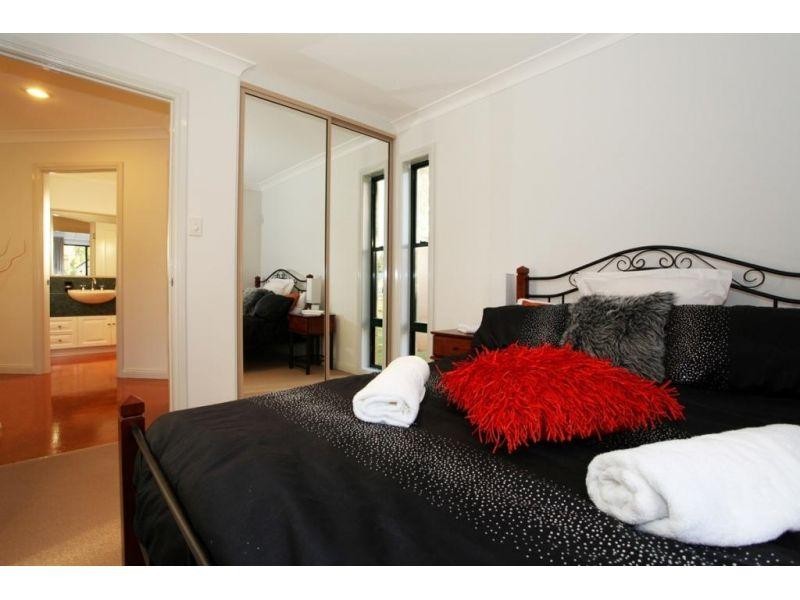 13-15  Holland Street, Chinchilla QLD 4413