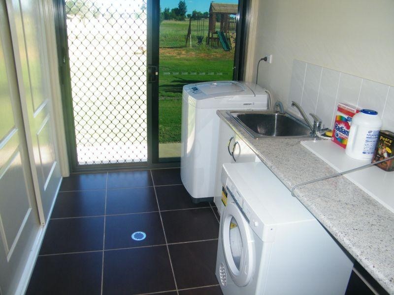 Lot 1 Cnr Bender St & Washington Avenue, Chinchilla QLD 4413