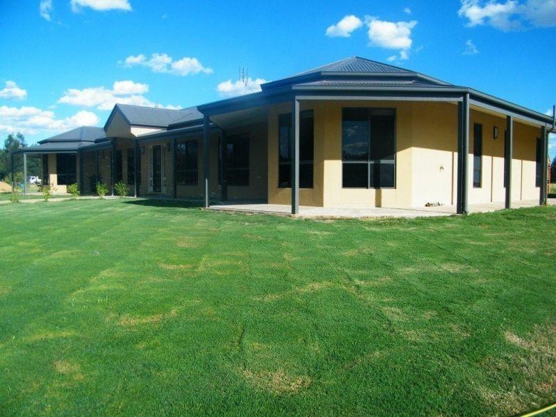 Lot 1 Cnr Bender St & Washington Avenue, Chinchilla QLD 4413