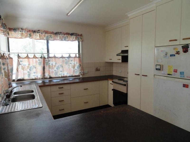 30 Beasley Street, Chinchilla QLD 4413