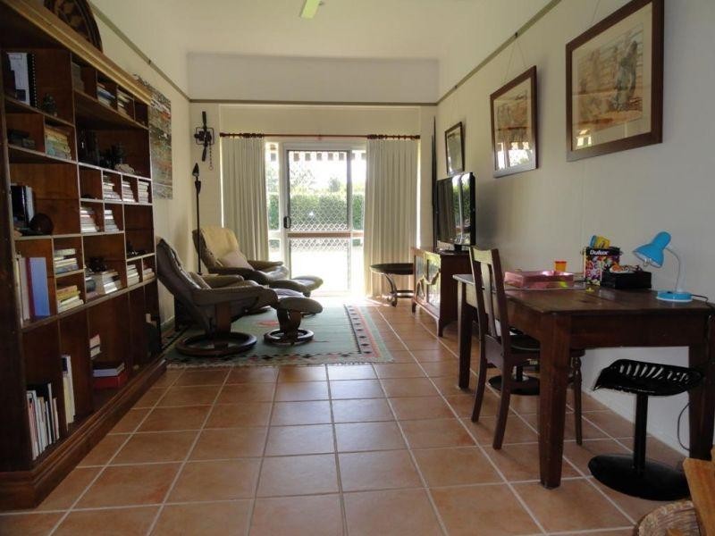 102 Zeller Street, Chinchilla QLD 4413