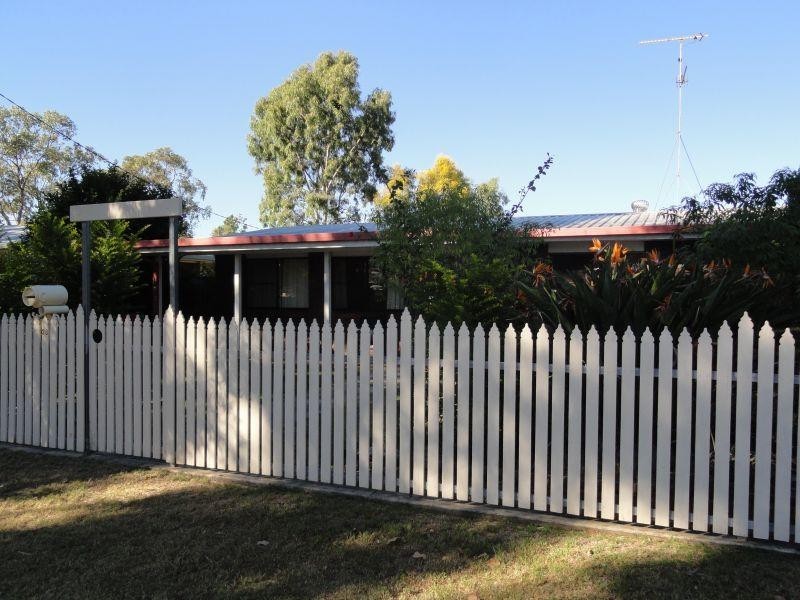 28 Wheeler Street, Chinchilla QLD 4413