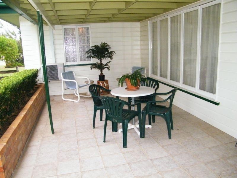 1 Barber Street, Chinchilla QLD 4413