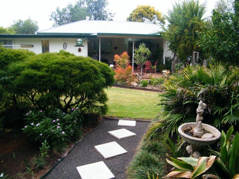 1 Barber Street, Chinchilla QLD 4413