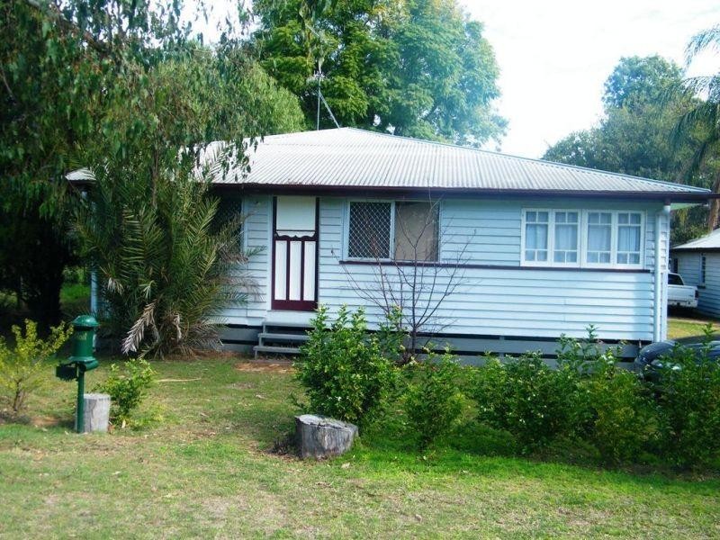 85 Wambo Street, Chinchilla QLD 4413