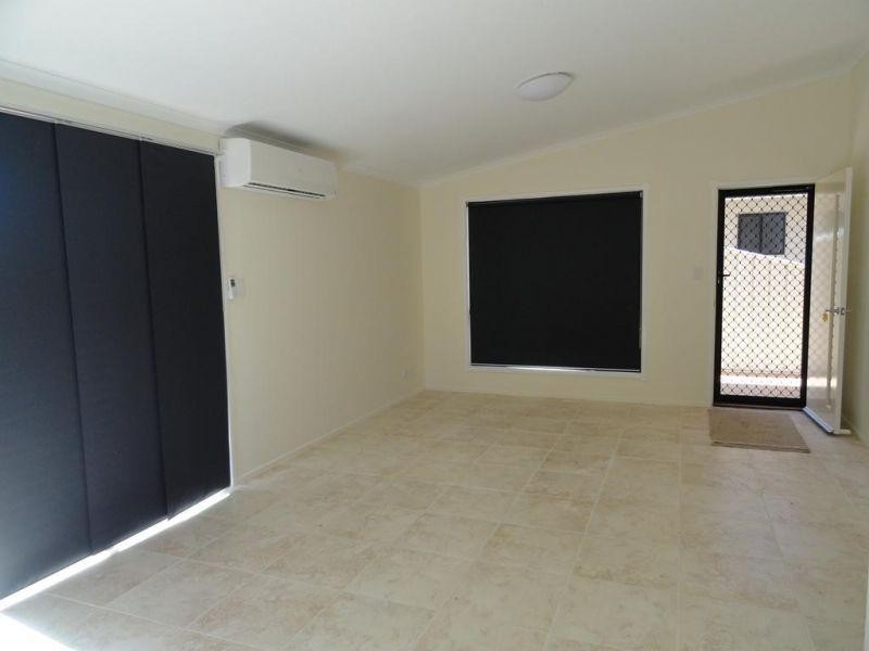 3/37 Barber, Chinchilla QLD 4413