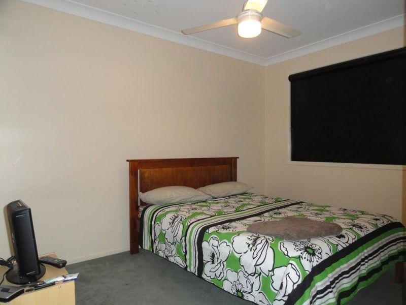 11 Lee Street, Miles QLD 4415