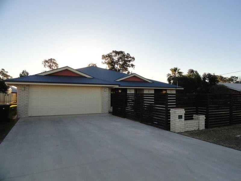 11 Lee Street, Miles QLD 4415