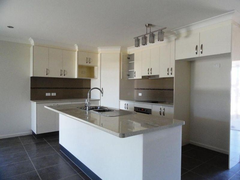 6 Sommerfeld Crescent, Chinchilla QLD 4413