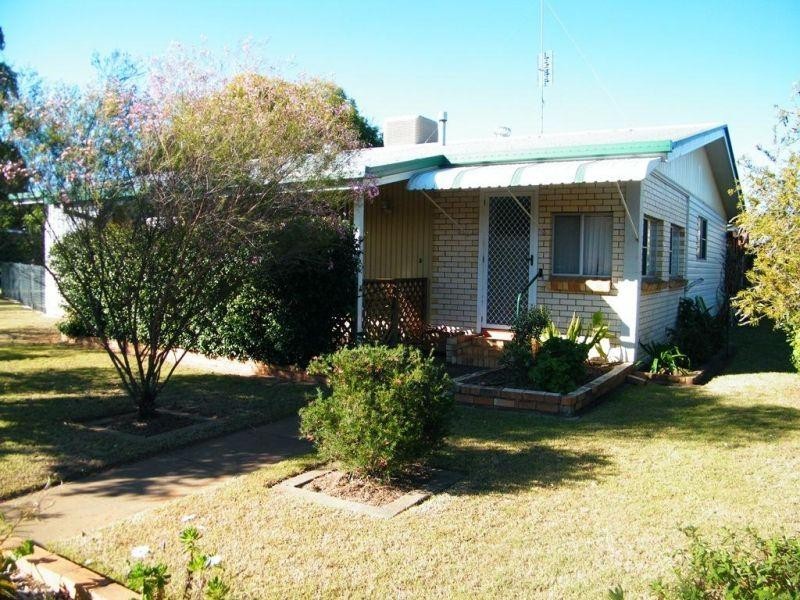 3 Sheriff Street, Chinchilla QLD 4413