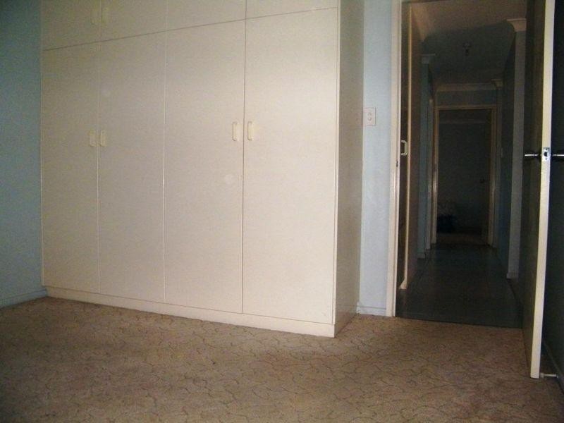 2/64 Middle Street, Chinchilla QLD 4413