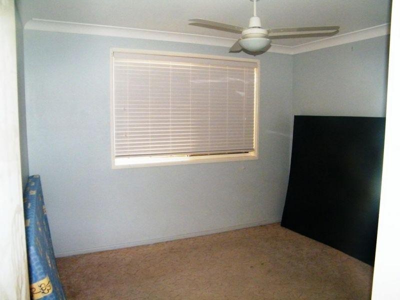 2/64 Middle Street, Chinchilla QLD 4413