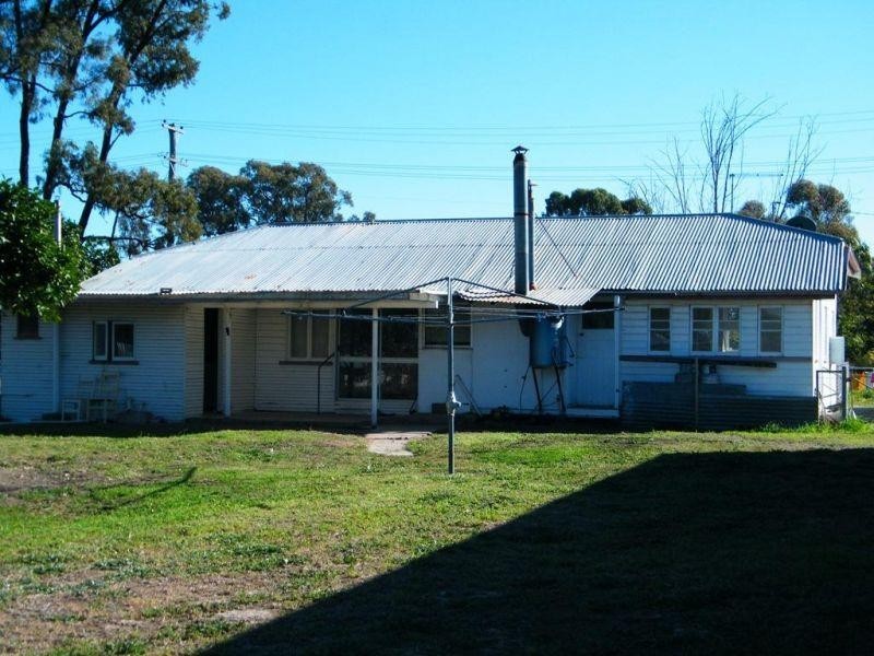 60-66 Constance Street, Miles QLD 4415