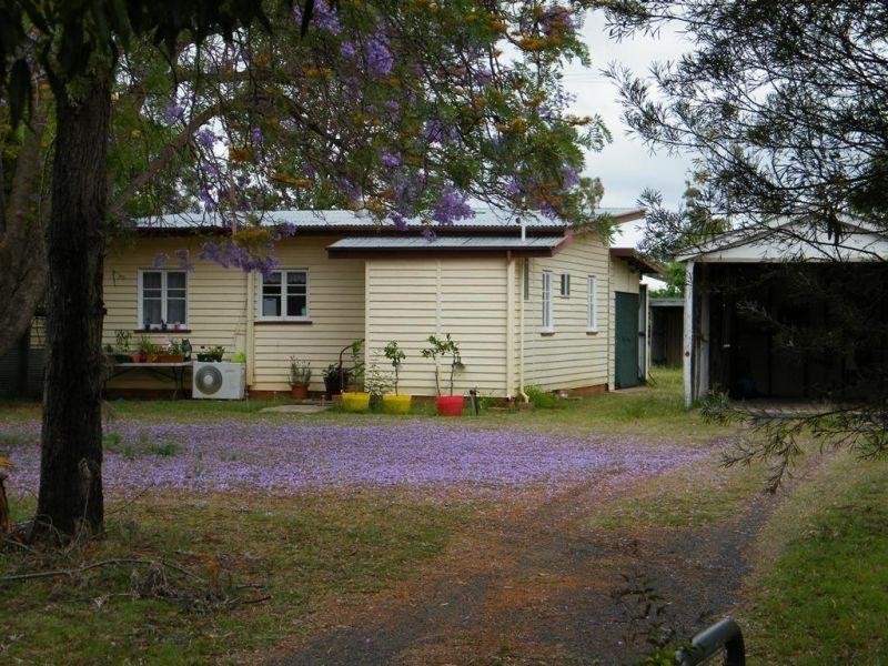 43 King Street, Chinchilla QLD 4413