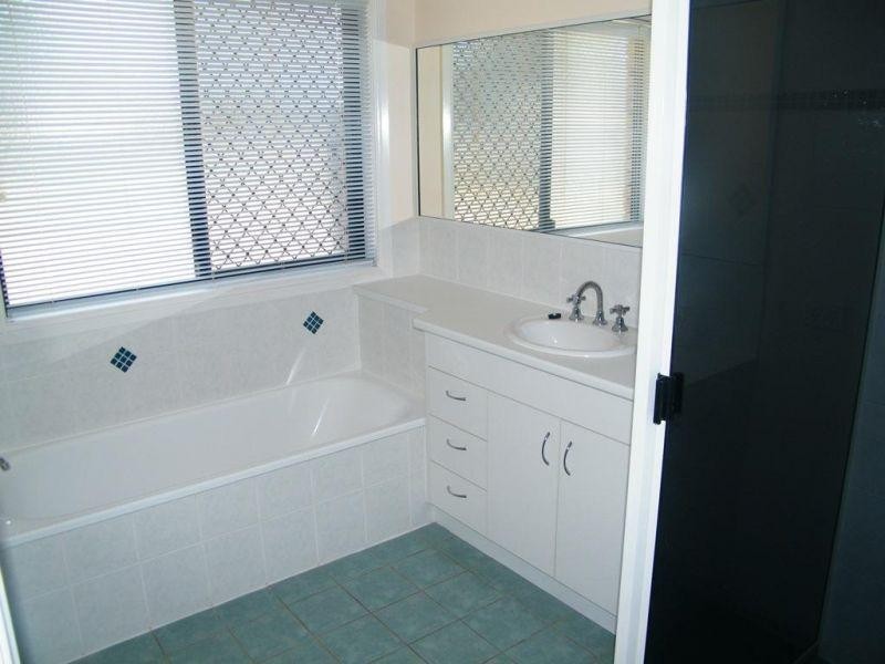 16 Wilkinson Street, Chinchilla QLD 4413