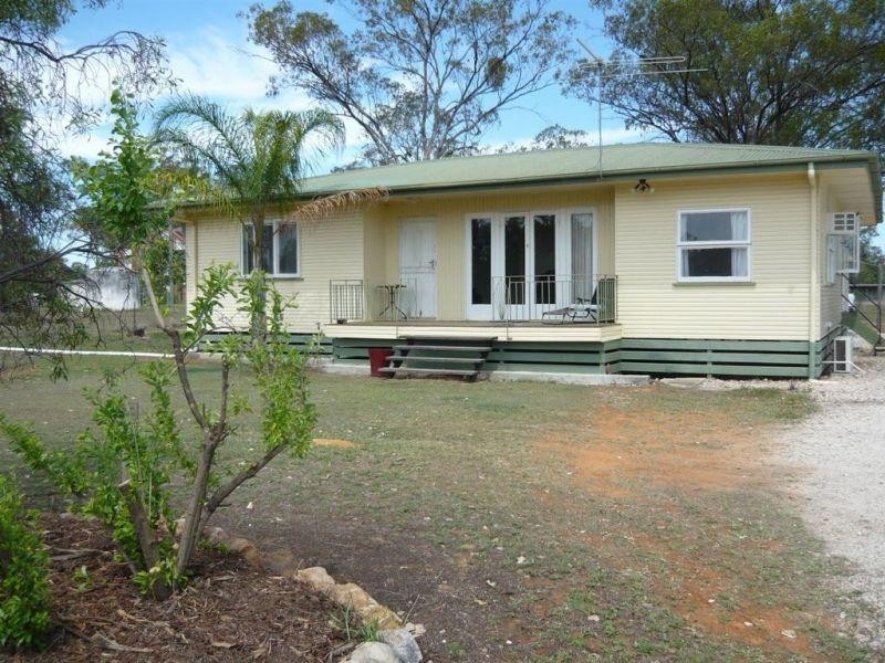 8 Kurtz Street, Chinchilla QLD 4413