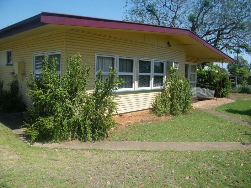 72 Glasson Street, Chinchilla QLD 4413