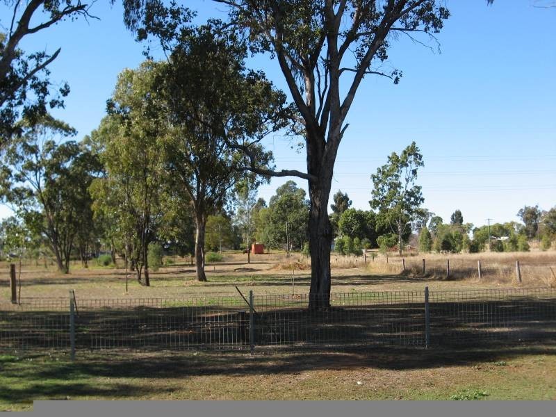 112 Rodger Street, Chinchilla QLD 4413