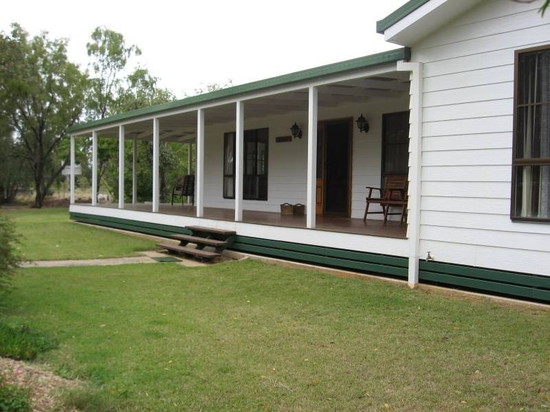 18 Parsons Street, Chinchilla QLD 4413