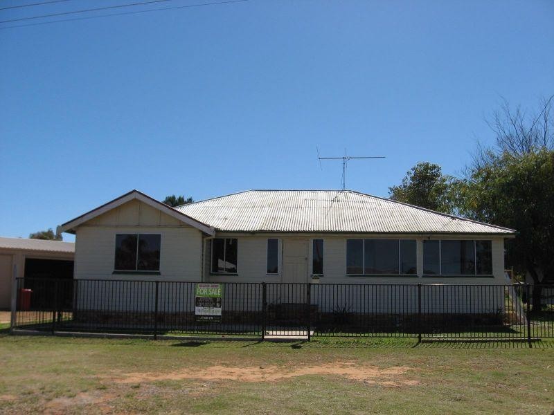 69 Glasson Street, Chinchilla QLD 4413