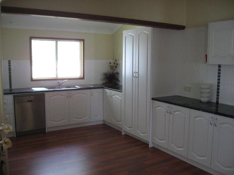 69 Glasson Street, Chinchilla QLD 4413