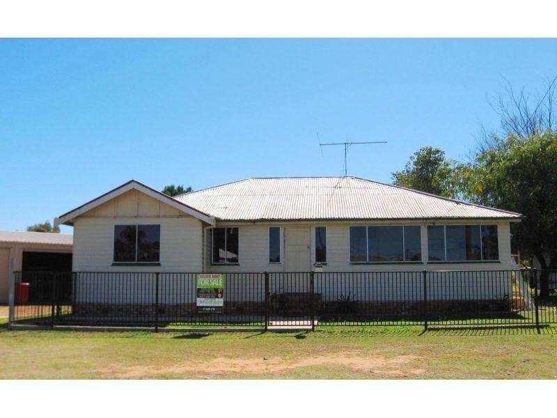 69 Glasson Street, Chinchilla QLD 4413