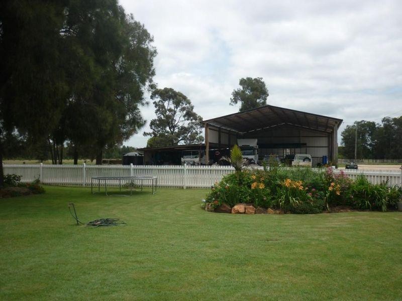 765 Braithwaites Road, Burncluith QLD 4413