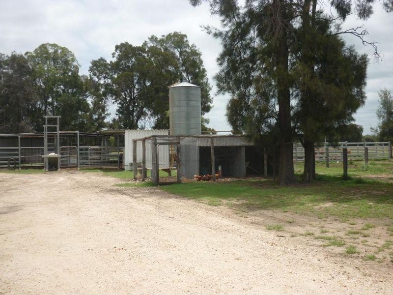 765 Braithwaites Road, Burncluith QLD 4413