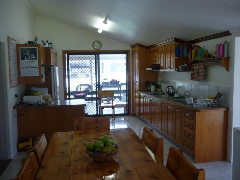 765 Braithwaites Road, Burncluith QLD 4413