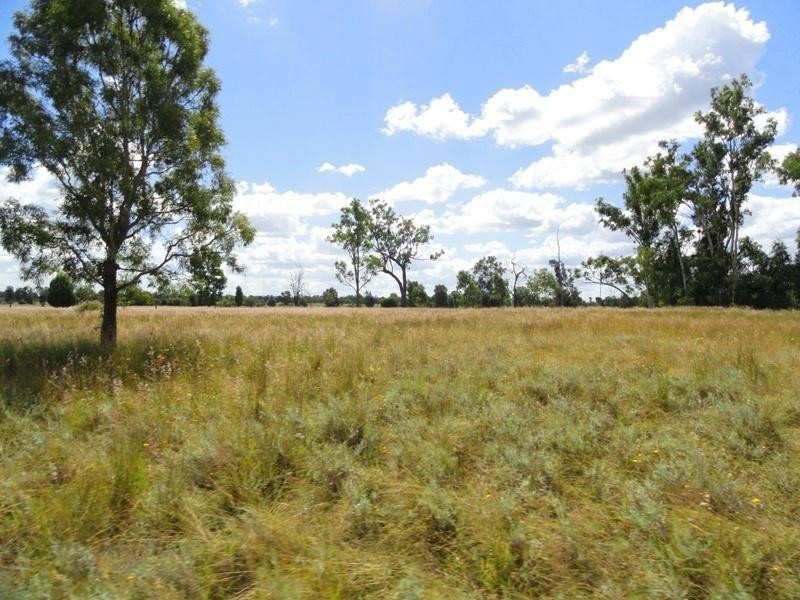 692 Holmes Road, Chinchilla QLD 4413