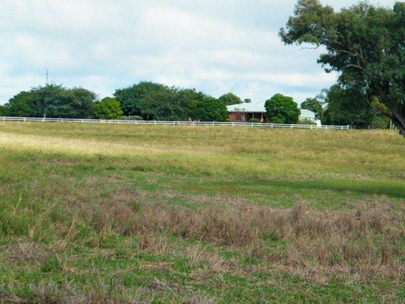 104 Mullers Road, Chinchilla QLD 4413
