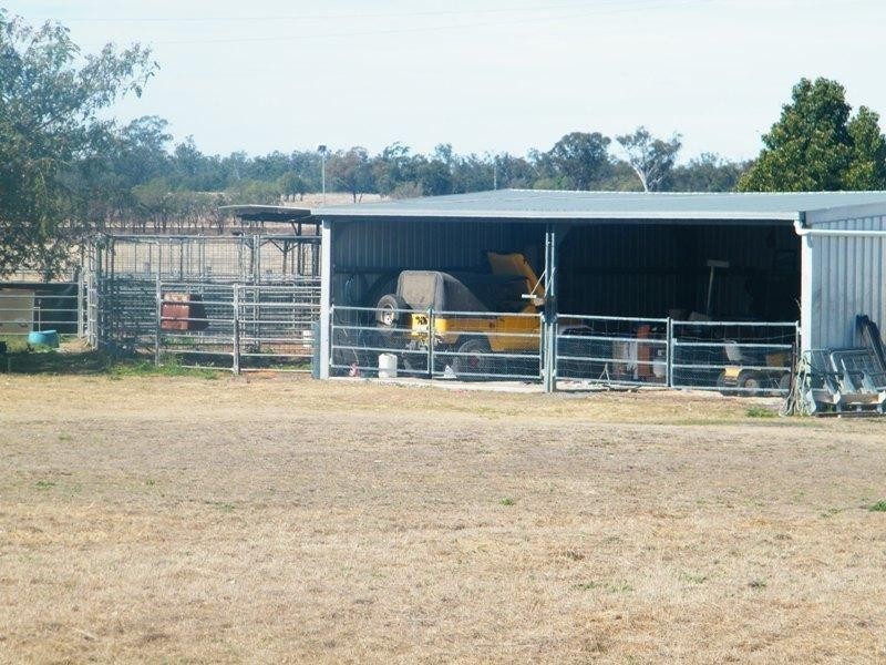 225 Racecourse Road, Chinchilla QLD 4413