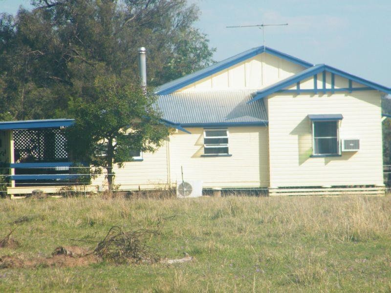 352 Lithgows Road, Chinchilla QLD 4413