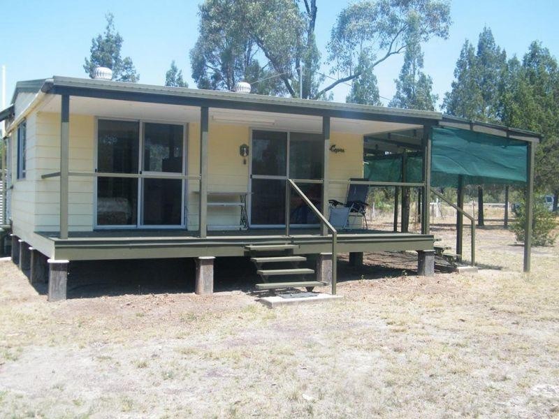 877 Males Drive, Chinchilla QLD 4413