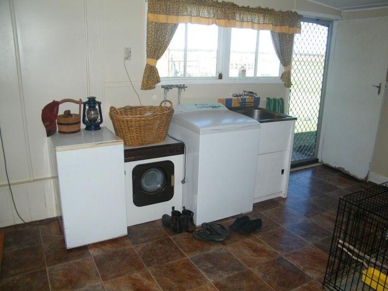 175  Len Middleton Road, Canaga QLD 4413