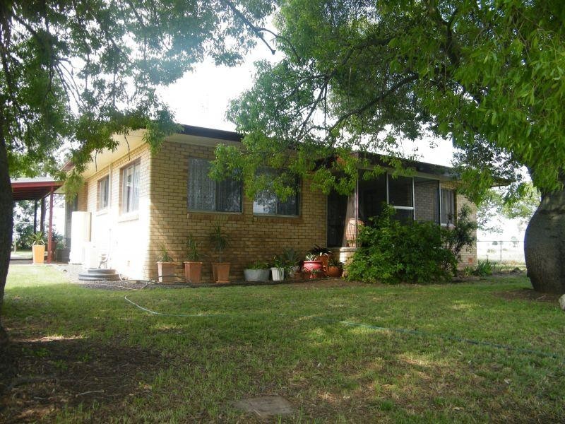 421 Chances Plains Road, Chinchilla QLD 4413