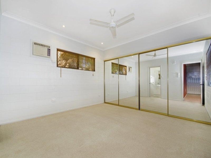 8 Mendi Drive, Bushland Beach QLD 4818