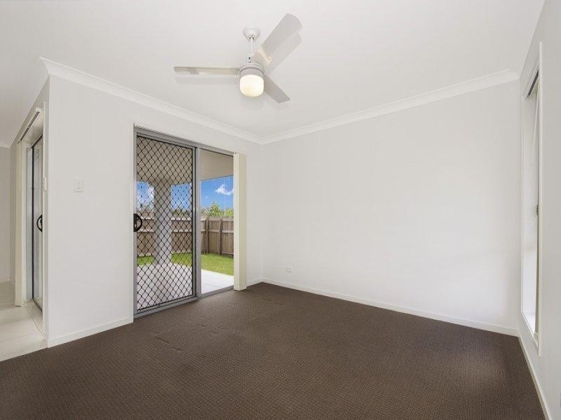 77 Shoalmarra Drive, Mount Low QLD 4818