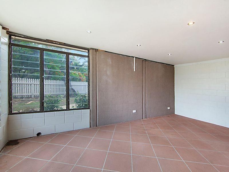 54 Bell Street, South Townsville QLD 4810