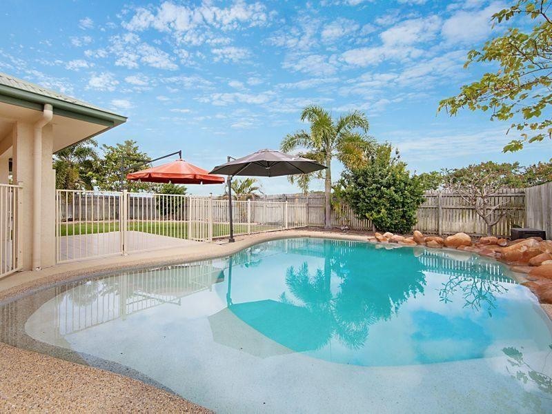 55 Bamboo Crescent, Mount Louisa QLD 4814