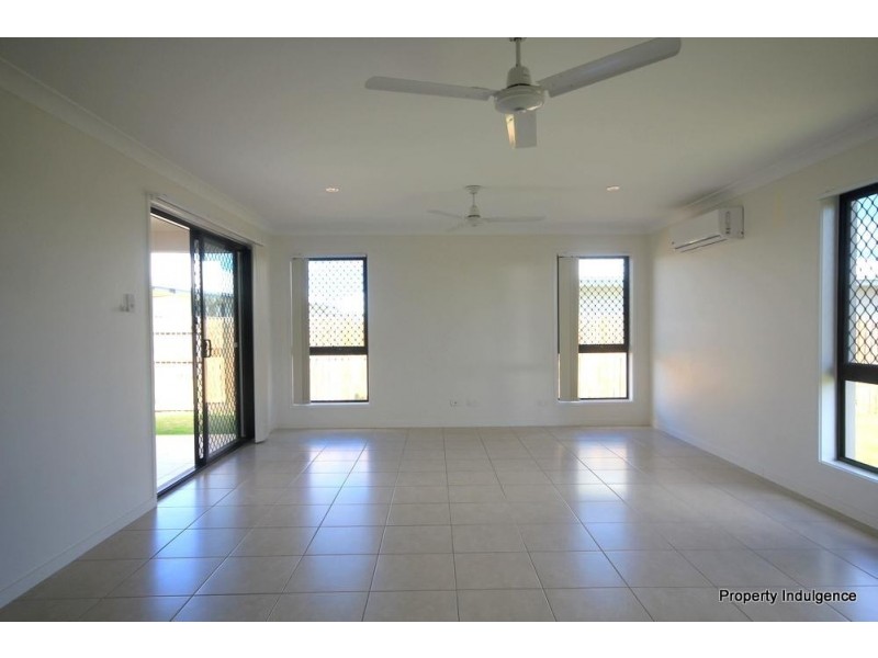 49 Epping Way, Mount Low QLD 4818