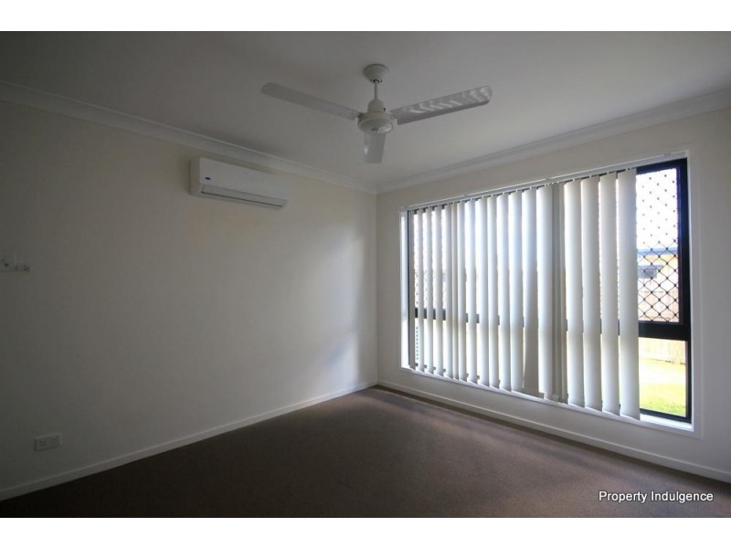 49 Epping Way, Mount Low QLD 4818