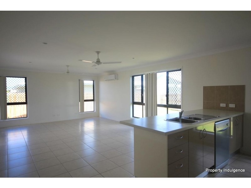 49 Epping Way, Mount Low QLD 4818