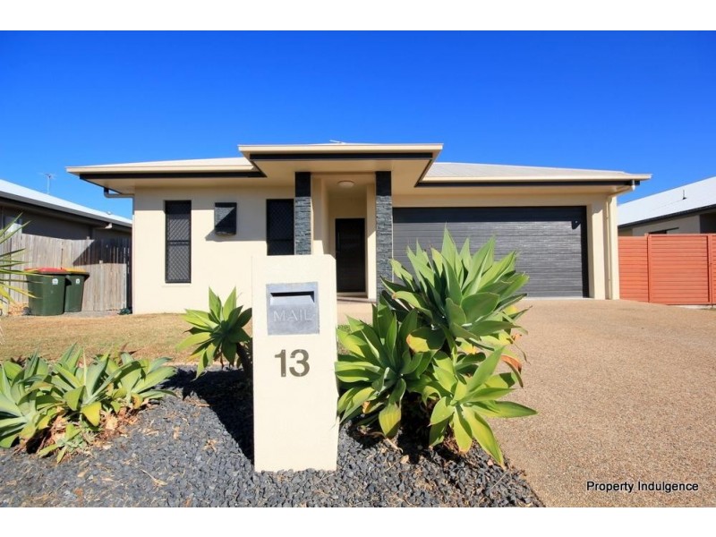 13 Batiki Circuit, Burdell QLD 4818