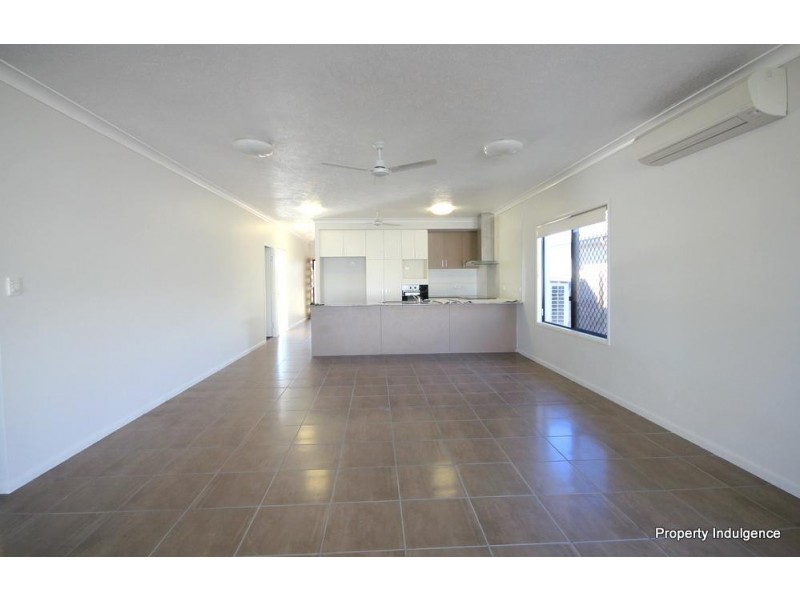 13 Batiki Circuit, Burdell QLD 4818