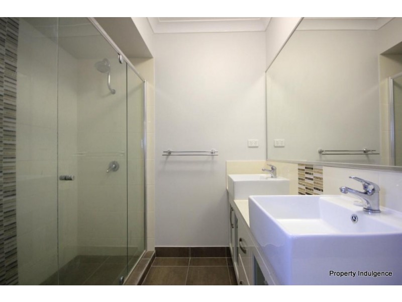 13 Batiki Circuit, Burdell QLD 4818